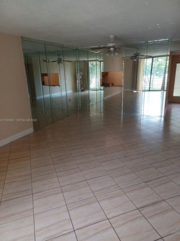 1800 SW 81st Ave 1203, North Lauderdale, FL 33068