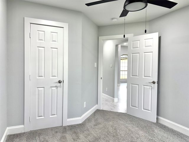 226 Lakeview Drive, Runaway Bay, TX 76426