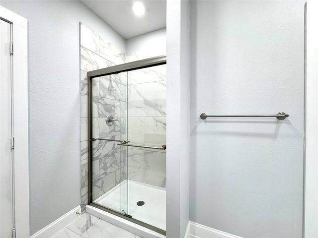 226 Lakeview Drive, Runaway Bay, TX 76426