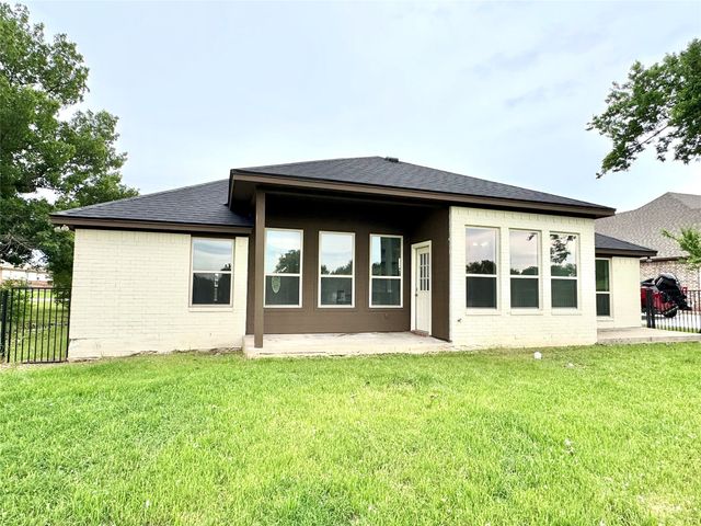 226 Lakeview Drive, Runaway Bay, TX 76426