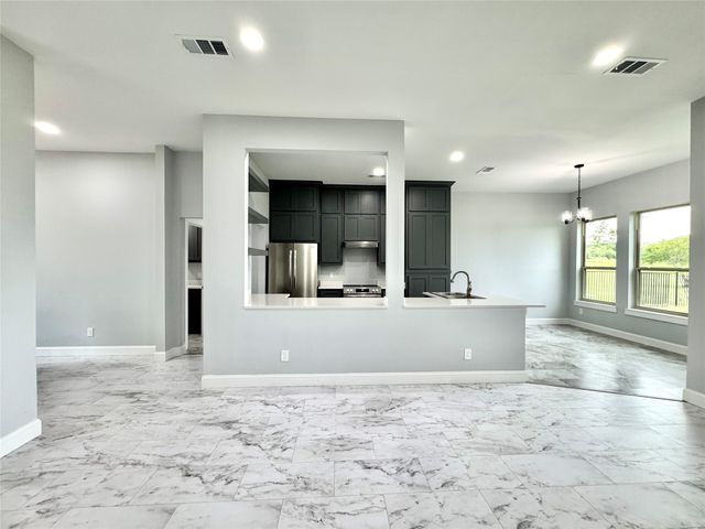 226 Lakeview Drive, Runaway Bay, TX 76426
