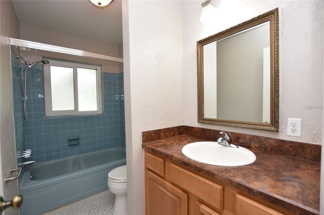 928 E VALENCIA STREET, Lakeland, FL 33805