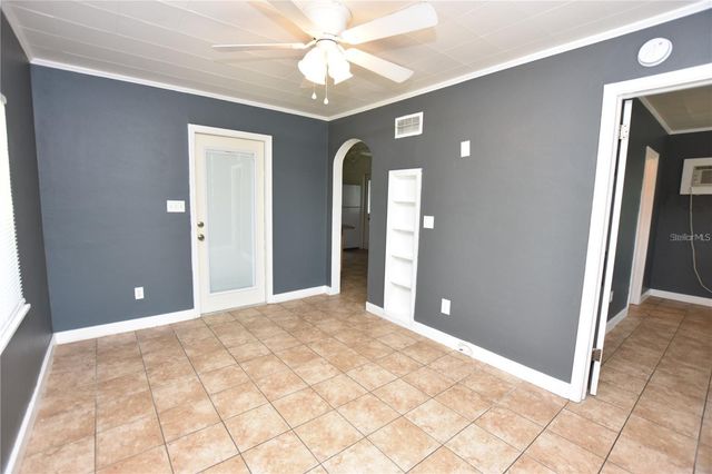 928 E VALENCIA STREET, Lakeland, FL 33805
