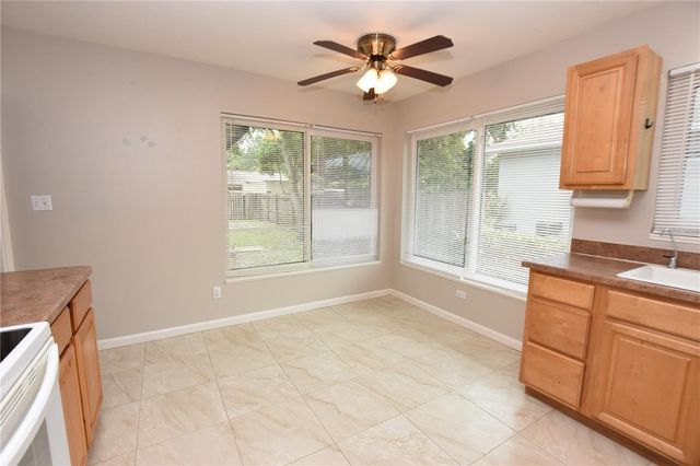 928 E VALENCIA STREET, Lakeland, FL 33805