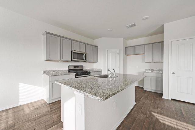 191 Frogmore LOOP, Kyle, TX 78640