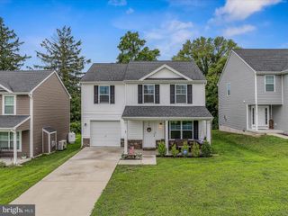 87 NATHANIEL DR, Charles Town, WV 25414