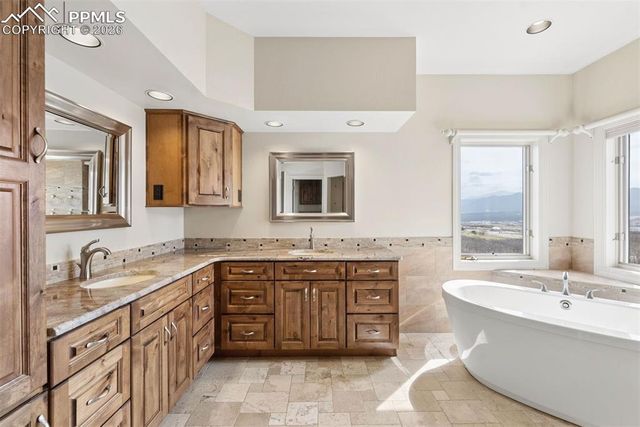 265 Ox Yoke Way, Monument, CO 80132