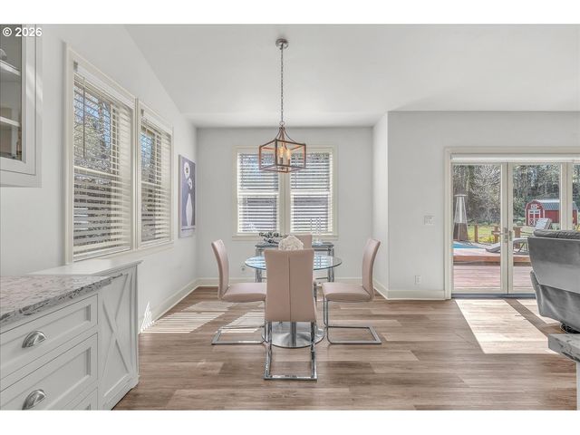56840 HUMMINGBIRD Ln, Warren, OR 97053