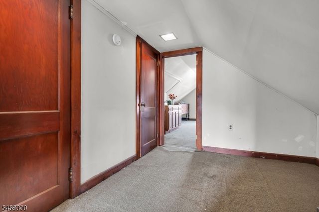 927 Meredith Ave, Elizabeth City, NJ 07202