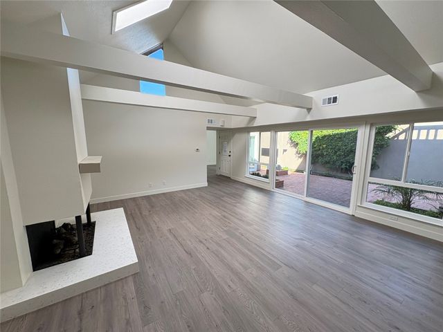 310 Corsair, Seal Beach, CA 90740