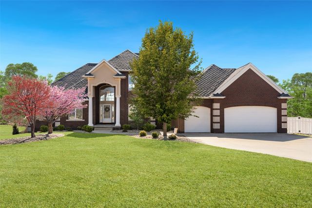 4601 Plumberry Road, Ely, IA 52227