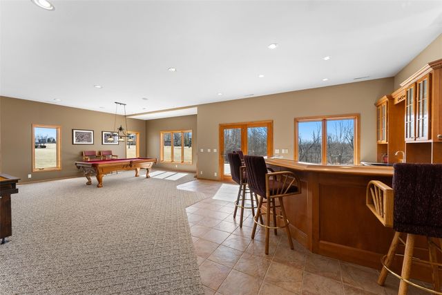 4601 Plumberry Road, Ely, IA 52227