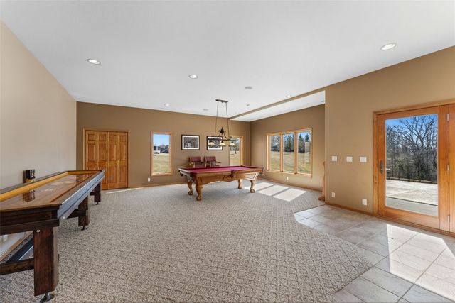 4601 Plumberry Road, Ely, IA 52227