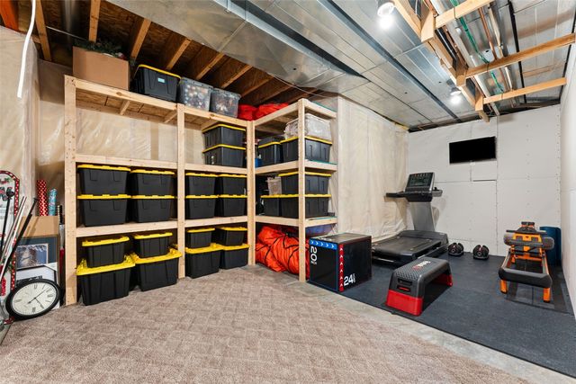 4601 Plumberry Road, Ely, IA 52227