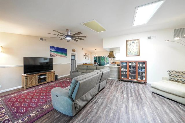 24563 Del Amo Rd, Ramona, CA 92065