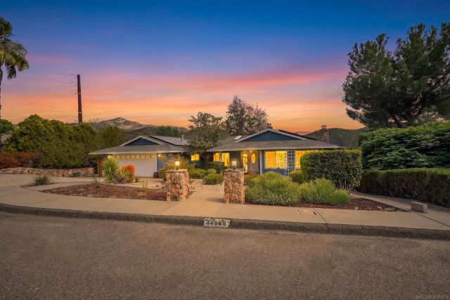 24563 Del Amo Rd, Ramona, CA 92065