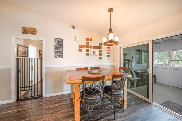 24563 Del Amo Rd, Ramona, CA 92065
