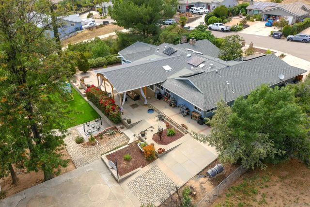 24563 Del Amo Rd, Ramona, CA 92065