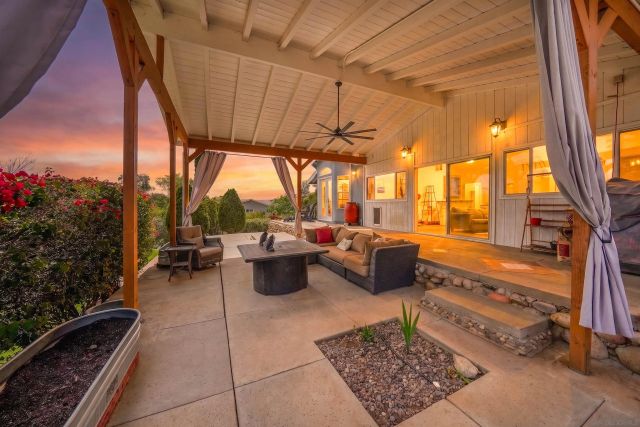 24563 Del Amo Rd, Ramona, CA 92065
