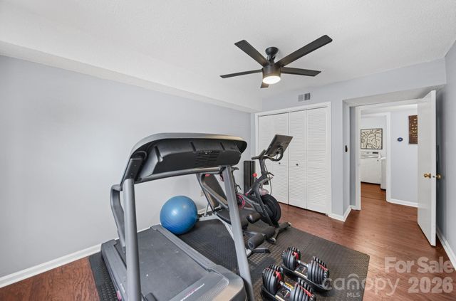 4739 Hedgemore Drive N, Charlotte, NC 28209