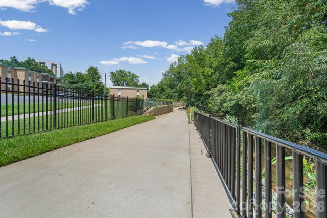 4739 Hedgemore Drive N, Charlotte, NC 28209