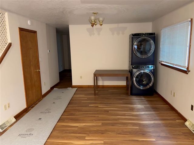 703 Washington Ave, Charleroi Boro, PA 15022