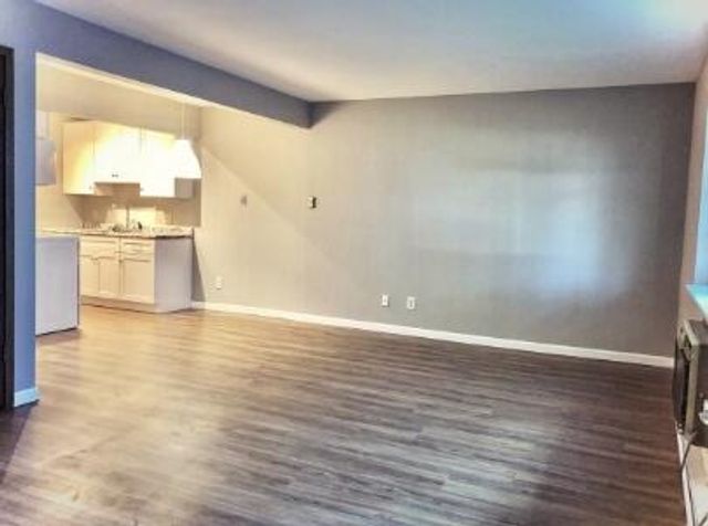 201 N Chicago AVENUE, South Milwaukee, WI 53172