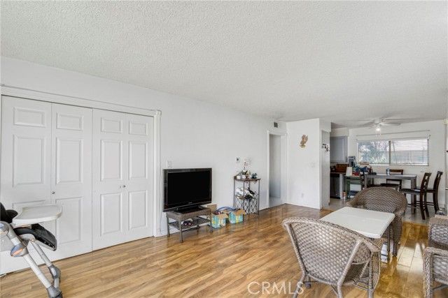 6339 Morse, North Hollywood (los Angeles), CA 91606