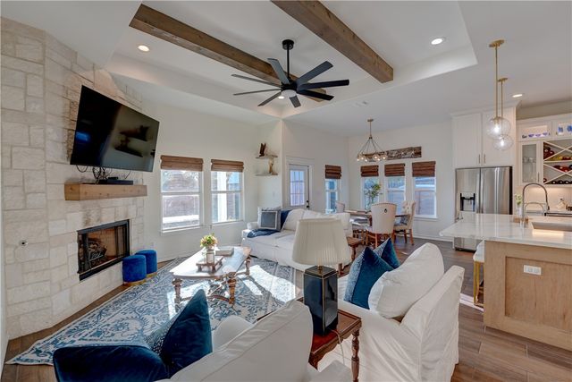 1501 Kenwood Dr, Aransas Pass, TX 78336