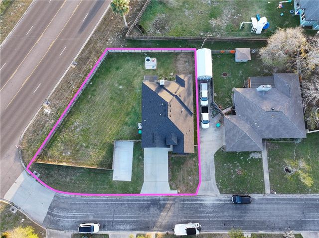 1501 Kenwood Dr, Aransas Pass, TX 78336