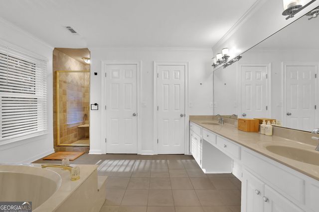 7155 Roswell Road 14, Sandy Springs, GA 30328