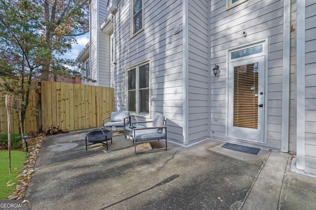 7155 Roswell Road 14, Sandy Springs, GA 30328