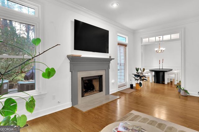 7155 Roswell Road 14, Sandy Springs, GA 30328