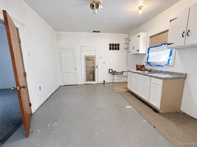 5248 Lumley Street, Detroit, MI 48210