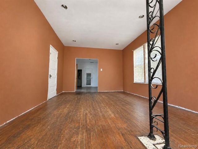 5248 Lumley Street, Detroit, MI 48210