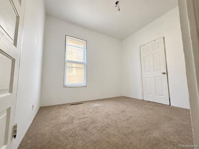 5248 Lumley Street, Detroit, MI 48210
