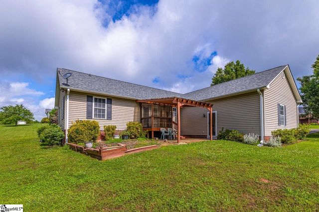 301 S Cassidy Way, Campobello, SC 29322