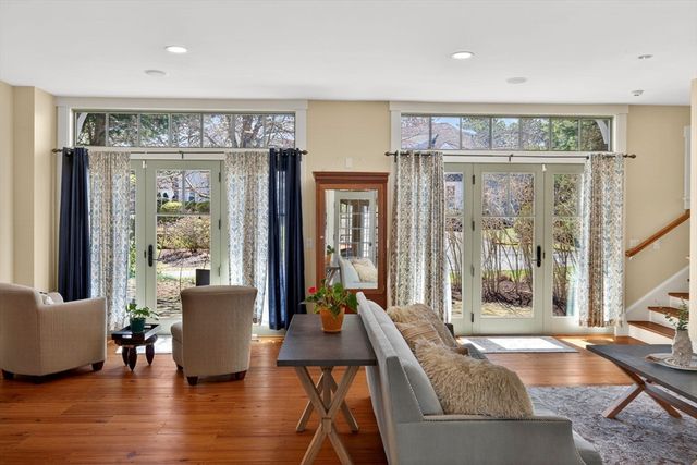 4 Kettle View, Plymouth, MA 02360