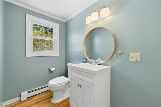 7 Oak St, Marion, MA 02738
