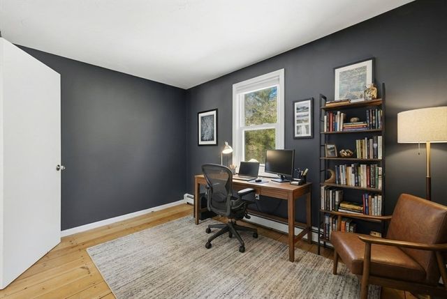 7 Oak St, Marion, MA 02738