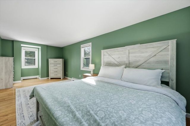 7 Oak St, Marion, MA 02738