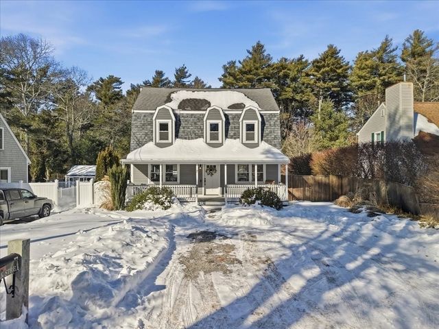 7 Oak St, Marion, MA 02738