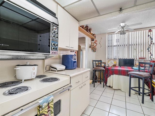 290 174th Street 1809, Sunny Isles Beach, FL 33160