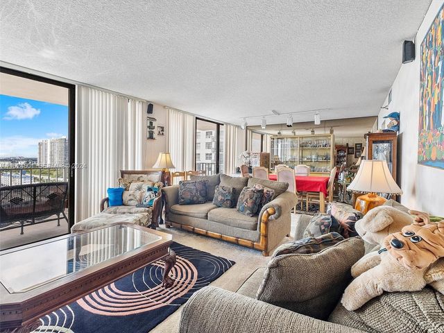 290 174th Street 1809, Sunny Isles Beach, FL 33160