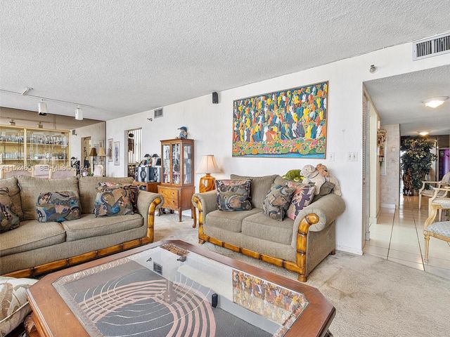 290 174th Street 1809, Sunny Isles Beach, FL 33160