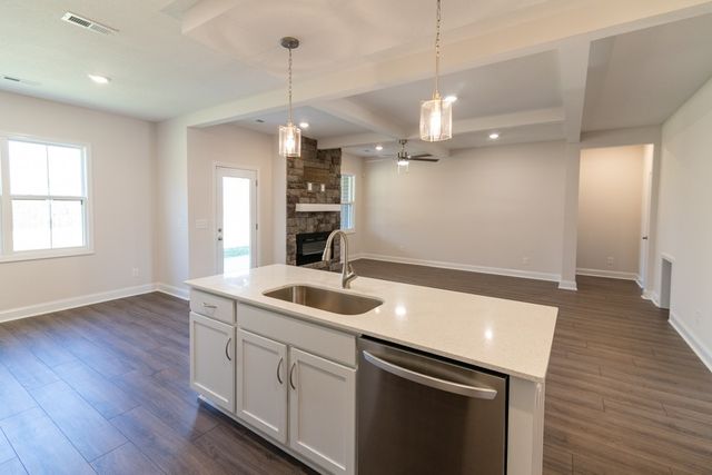 1543 Hidden Creek Trail, Clarksville, TN 37043