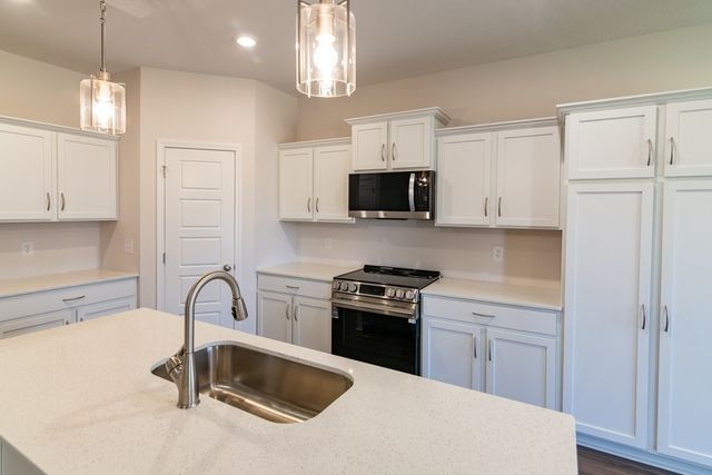 1543 Hidden Creek Trail, Clarksville, TN 37043