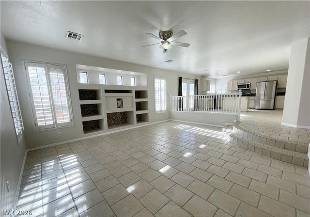 913 Dancing Rain Court, Las Vegas, NV 89183