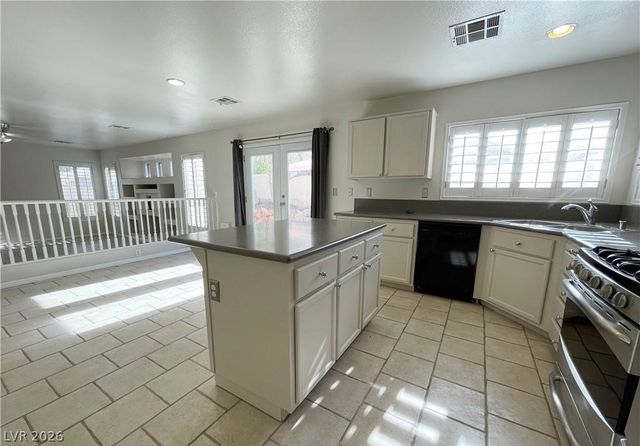 913 Dancing Rain Court, Las Vegas, NV 89183