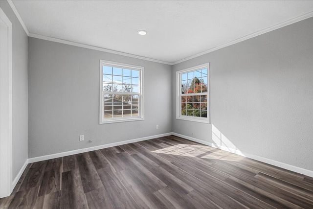 832 Wabash Avenue, Medford, OR 97504